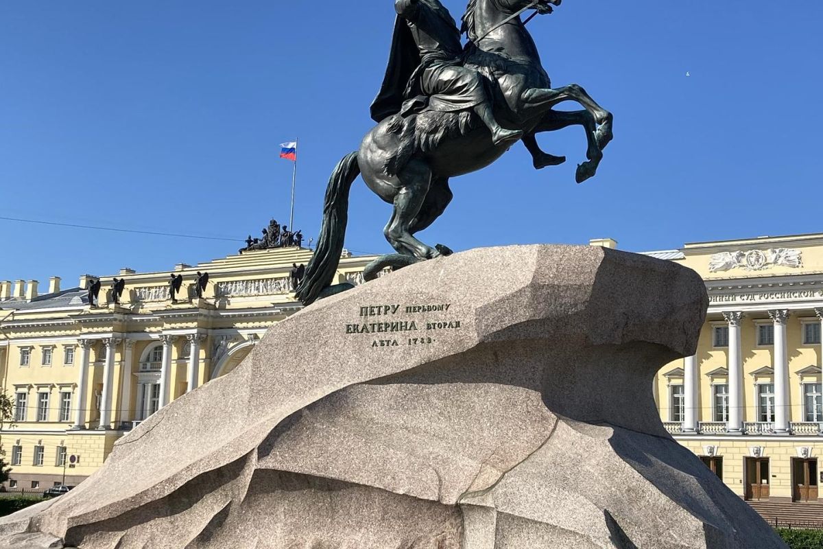 Обзорная экскурсия по Санкт-Петербургу