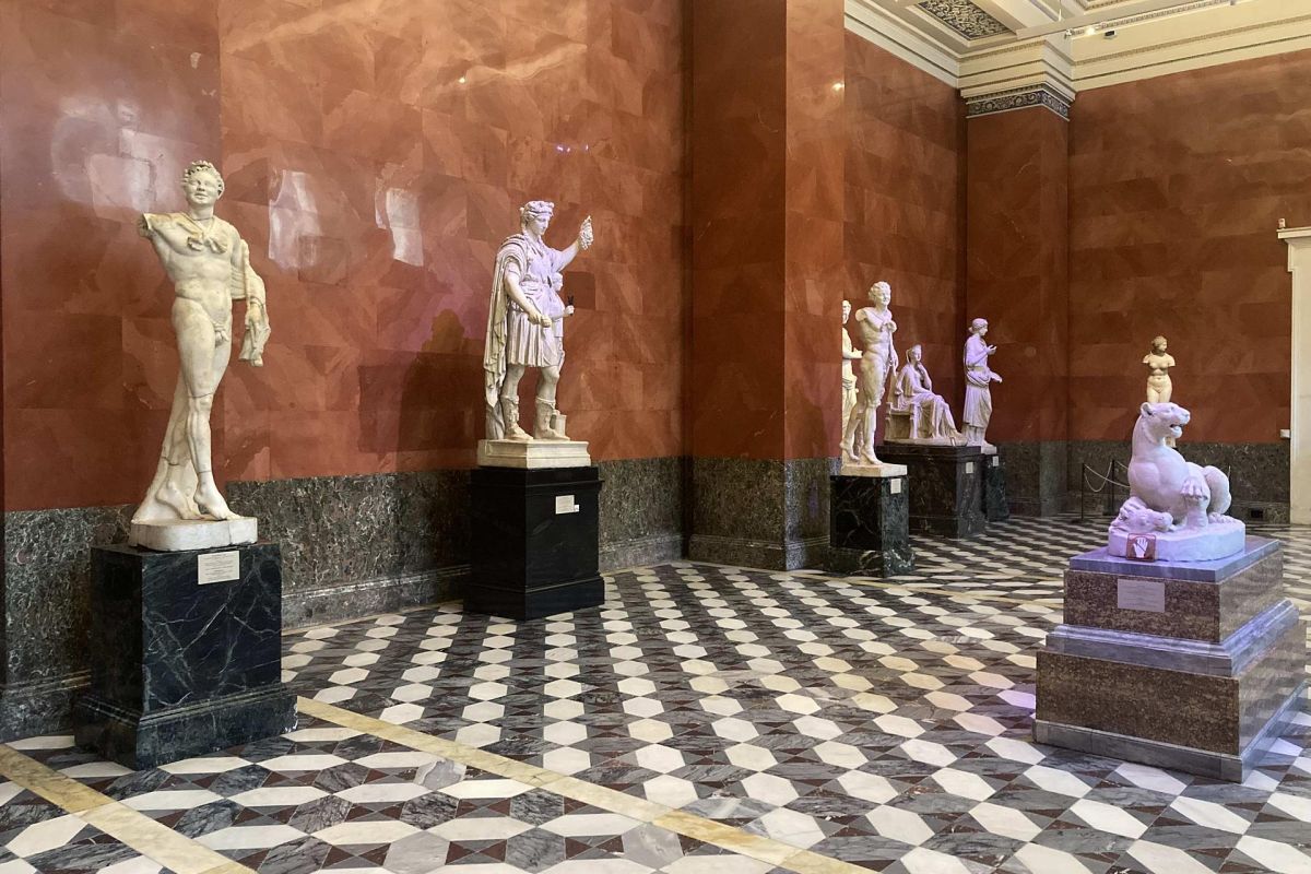 Обзорная экскурсия + Эрмитаж