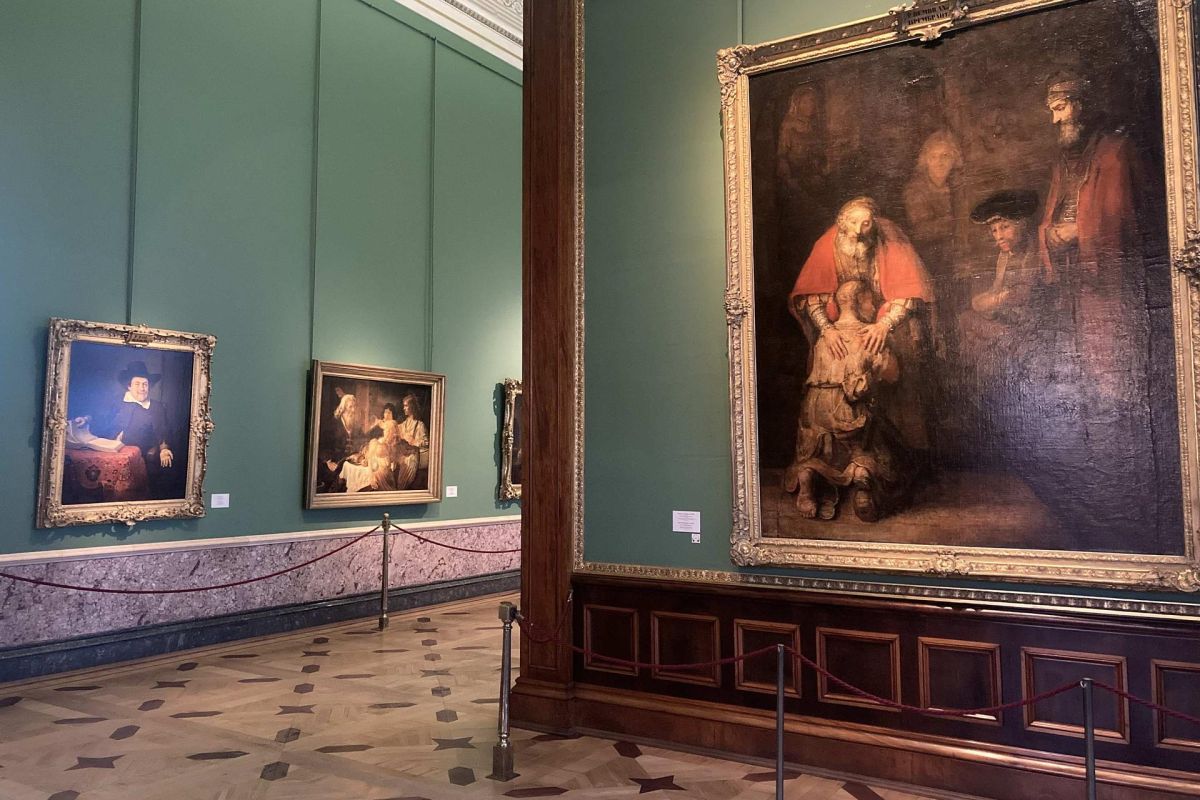 Обзорная экскурсия + Эрмитаж