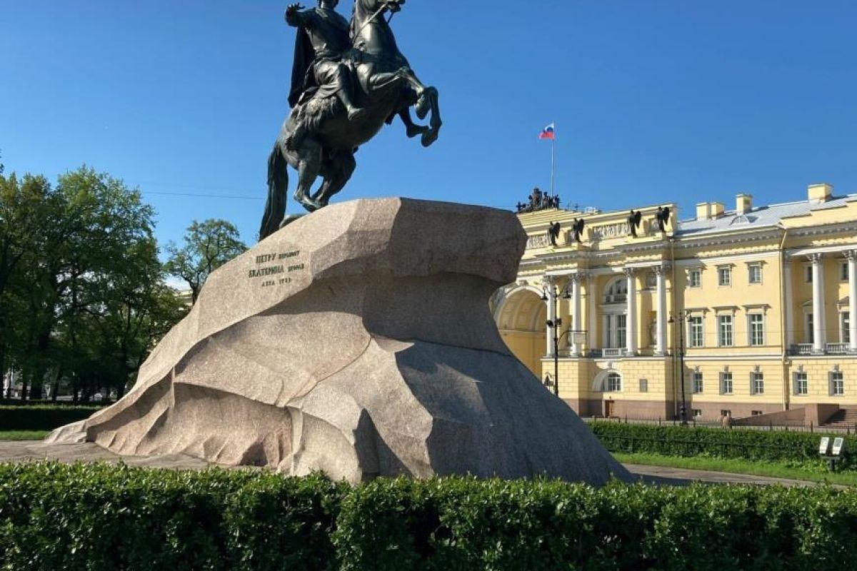 Обзорная экскурсия по Санкт-Петербургу (индивидуальная)