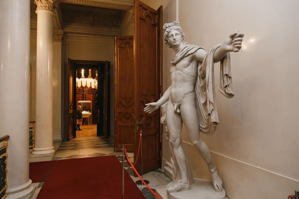 Тур «Многоликий Петербург и Неизвестный Выборг»